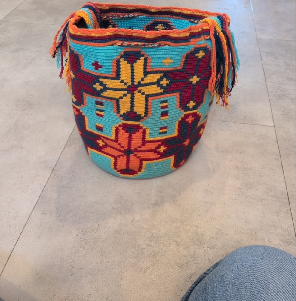 Handwoven Multicolor Wayuu-Style Bucket Bag - Bright Multicolor Summer Purse - Picture 3 of 10